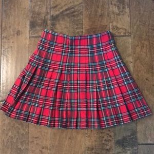 brandy melville plaid skirt